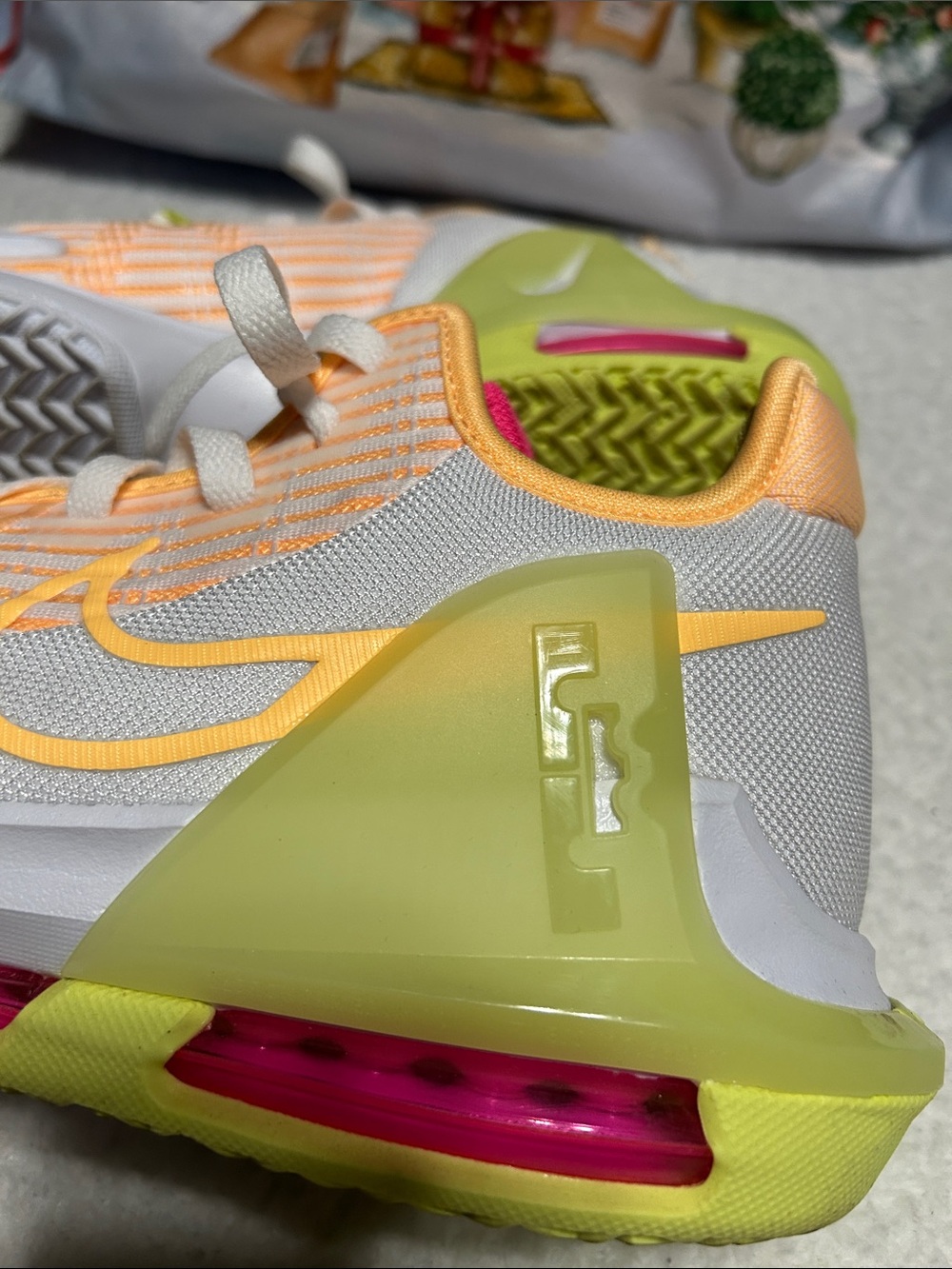 Nike Air 💕 - Picture 2 of 10